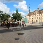 Studio Royal By Beds4Wanderlust - Place Du Marche Avec Parking Prive