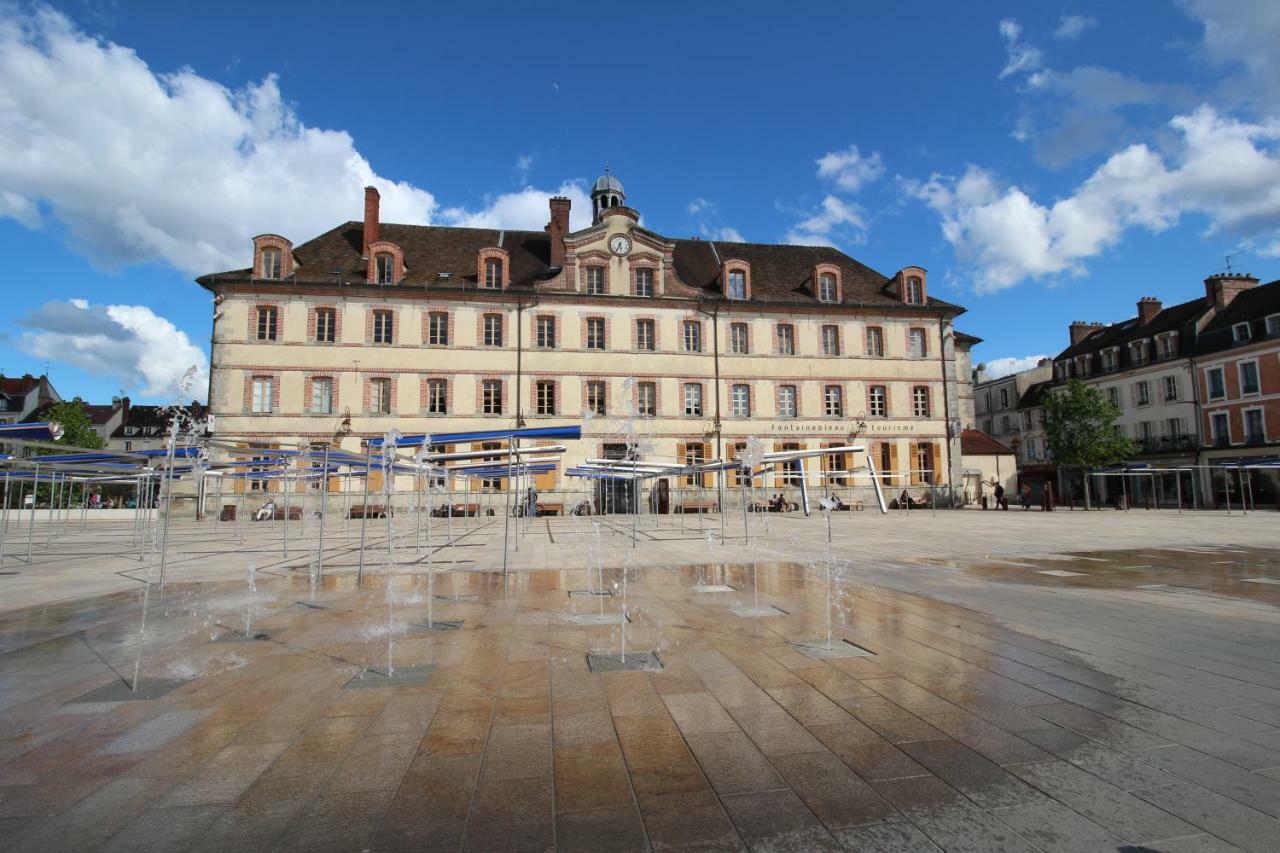 Appartement Royal By Beds4wanderlust - Place Du Marche Avec Parking Prive